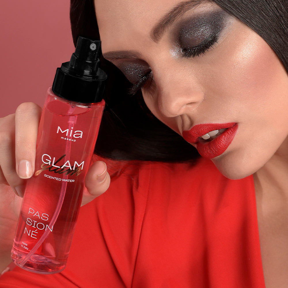 Mia - Glam Scented Water - Body and Hair Mist - Passionné